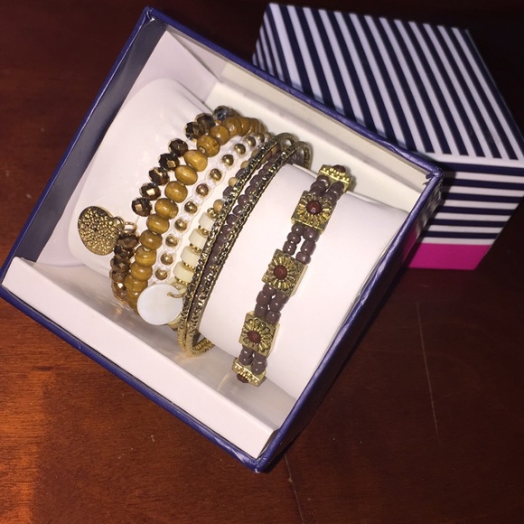 Jewelry - 8pc bracelet set